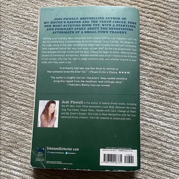 Nineteen Minutes by Jodi Picoult Thriller Mystery Suspense Nonfiction Book Books - Picture 5 of 5